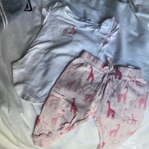 Janie and Jack onesie with pants size 3-6 month